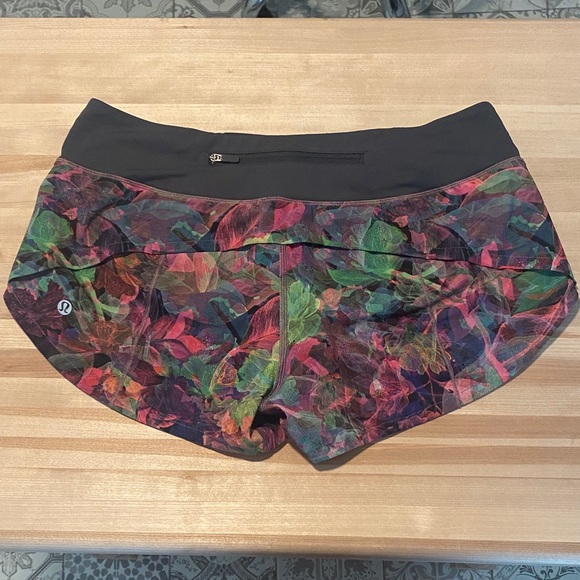 Lululemon Shorts - Picture 3 of 5